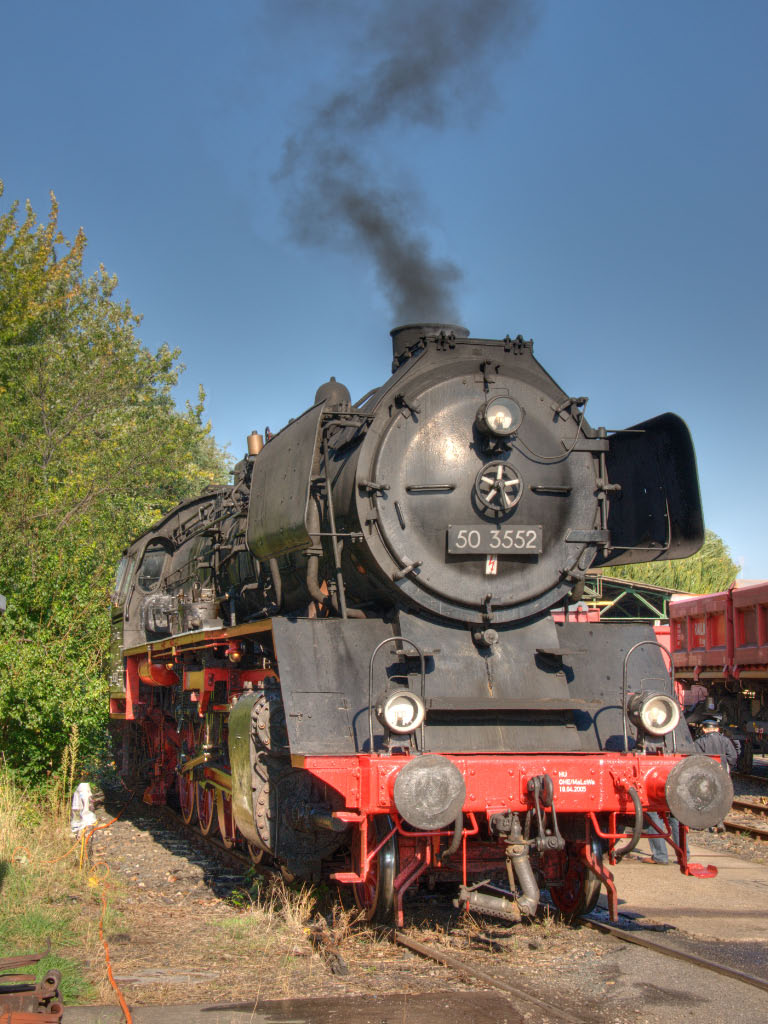Schlepptender-Dampflokomotive_50_3552_Aufheizen